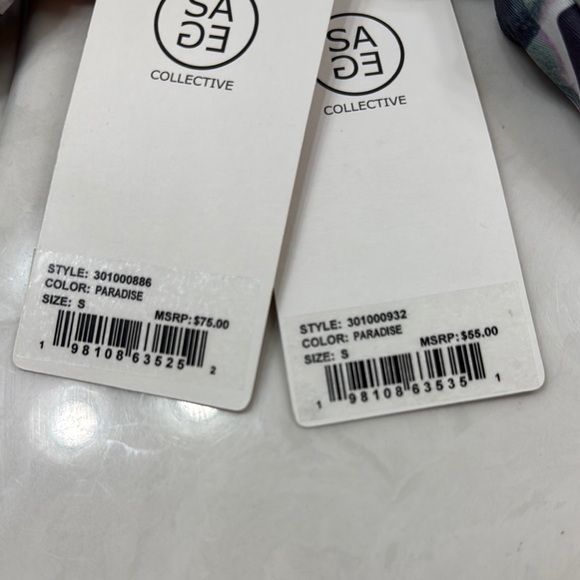 Sage Collection 2-piece Work Out Set Pink and Green Leaf Design Size S NWT - Picture 7 of 8